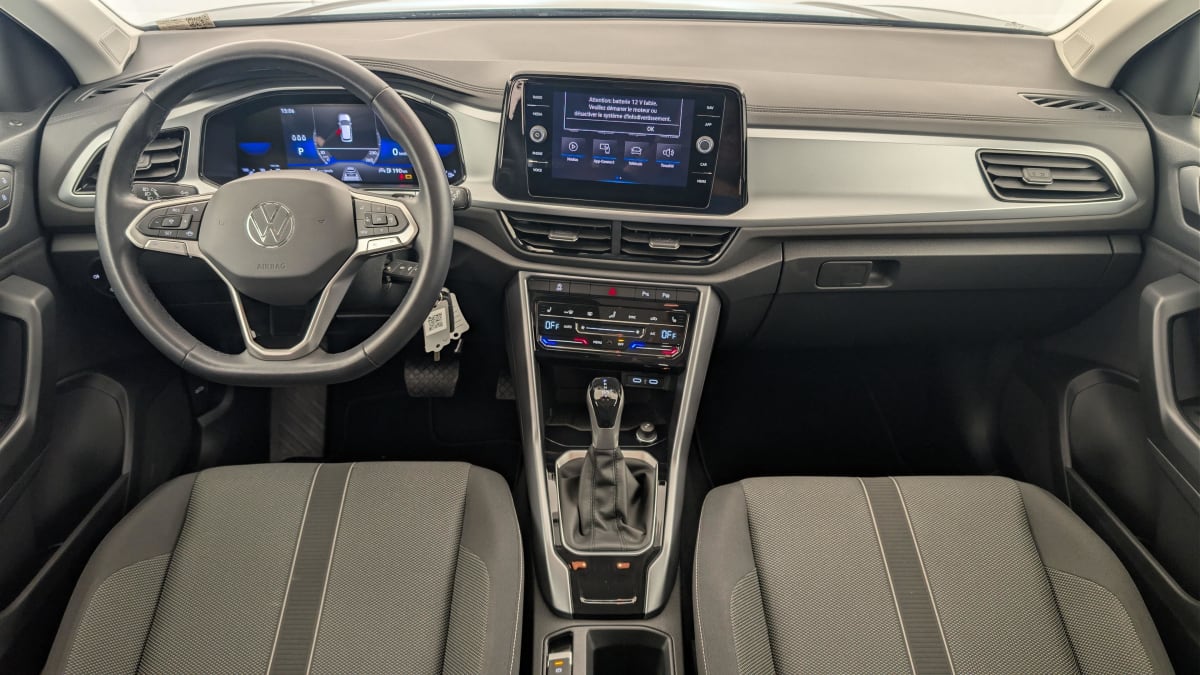 Volkswagen T-Roc - Image 13