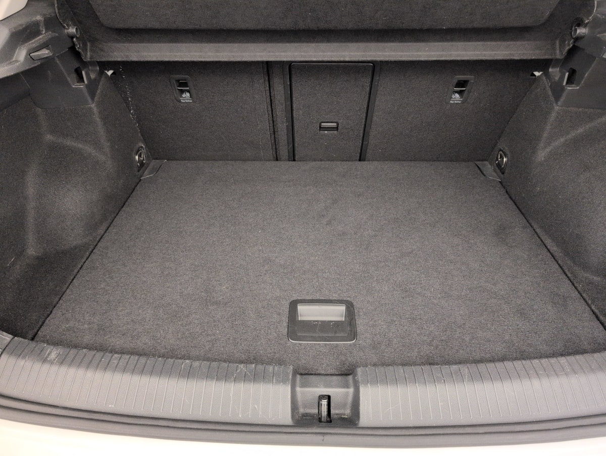 Volkswagen T-Roc - Image 24