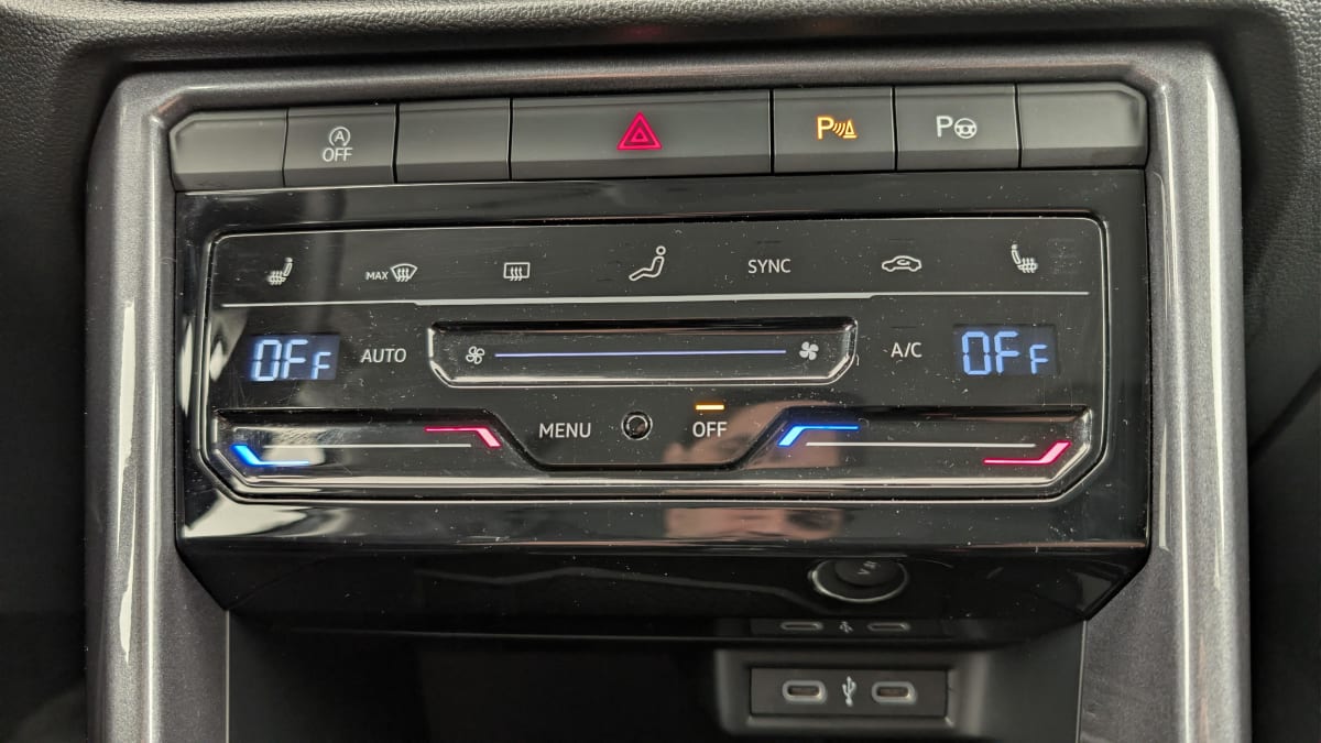 Volkswagen T-Roc - Image 19