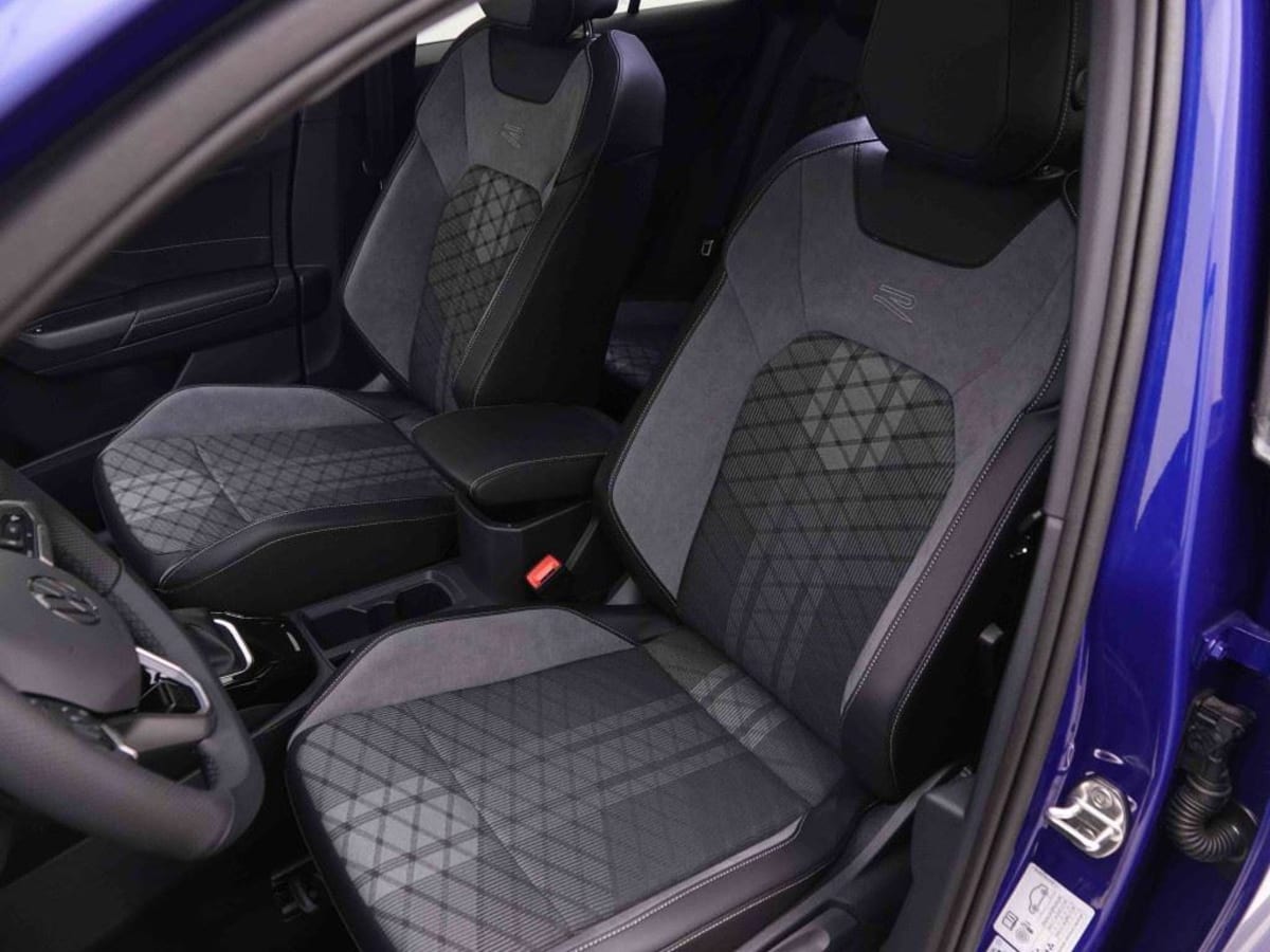 VOLKSWAGEN T-ROC 1.5 TSI 150 DSG R-LINE EDITION