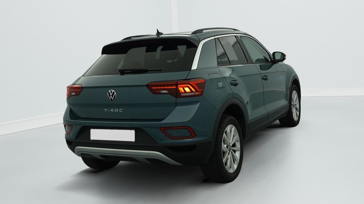Volkswagen T-Roc - Image 7