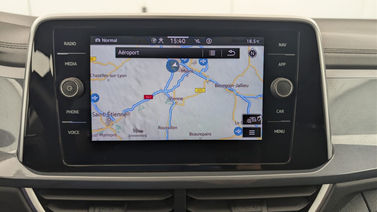 Volkswagen T-Roc - Image 19