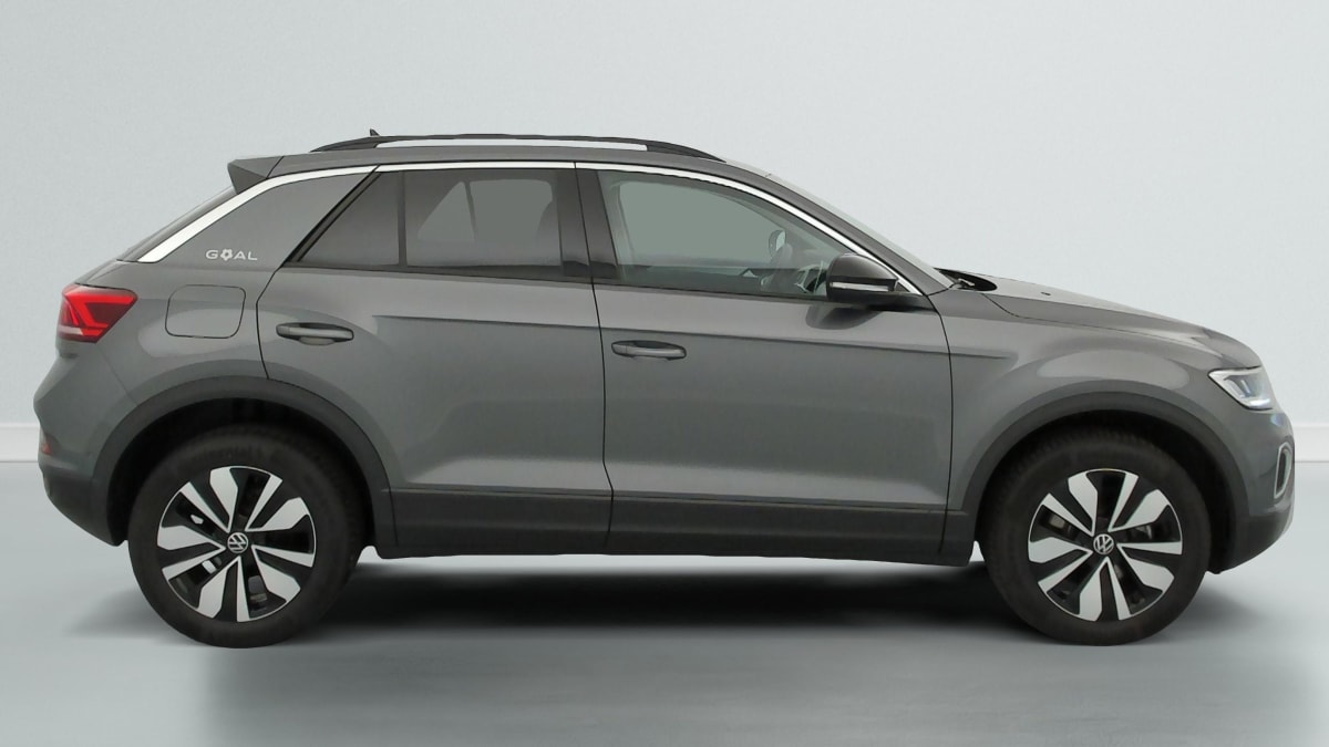 Volkswagen T-Roc - Image 8