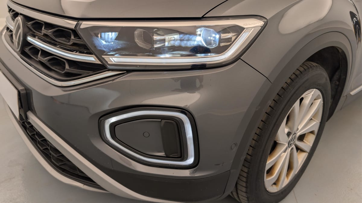 Volkswagen T-Roc - Image 21