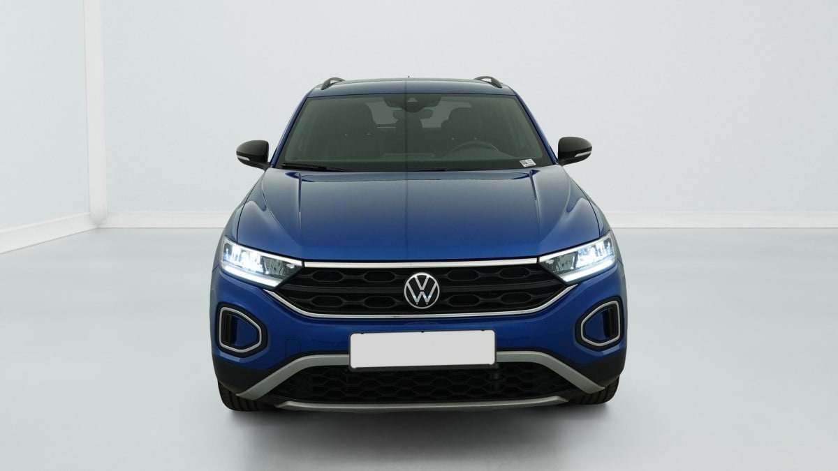 Volkswagen T-Roc - Image 2