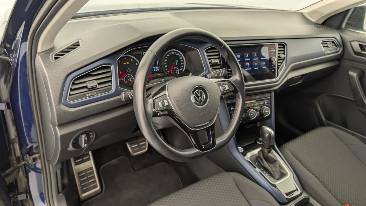 Volkswagen T-Roc - Image 15