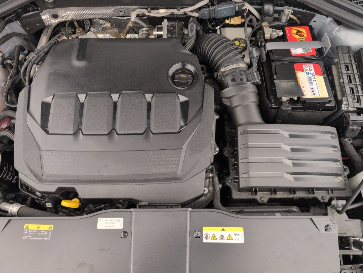Volkswagen T-Roc - Image 21