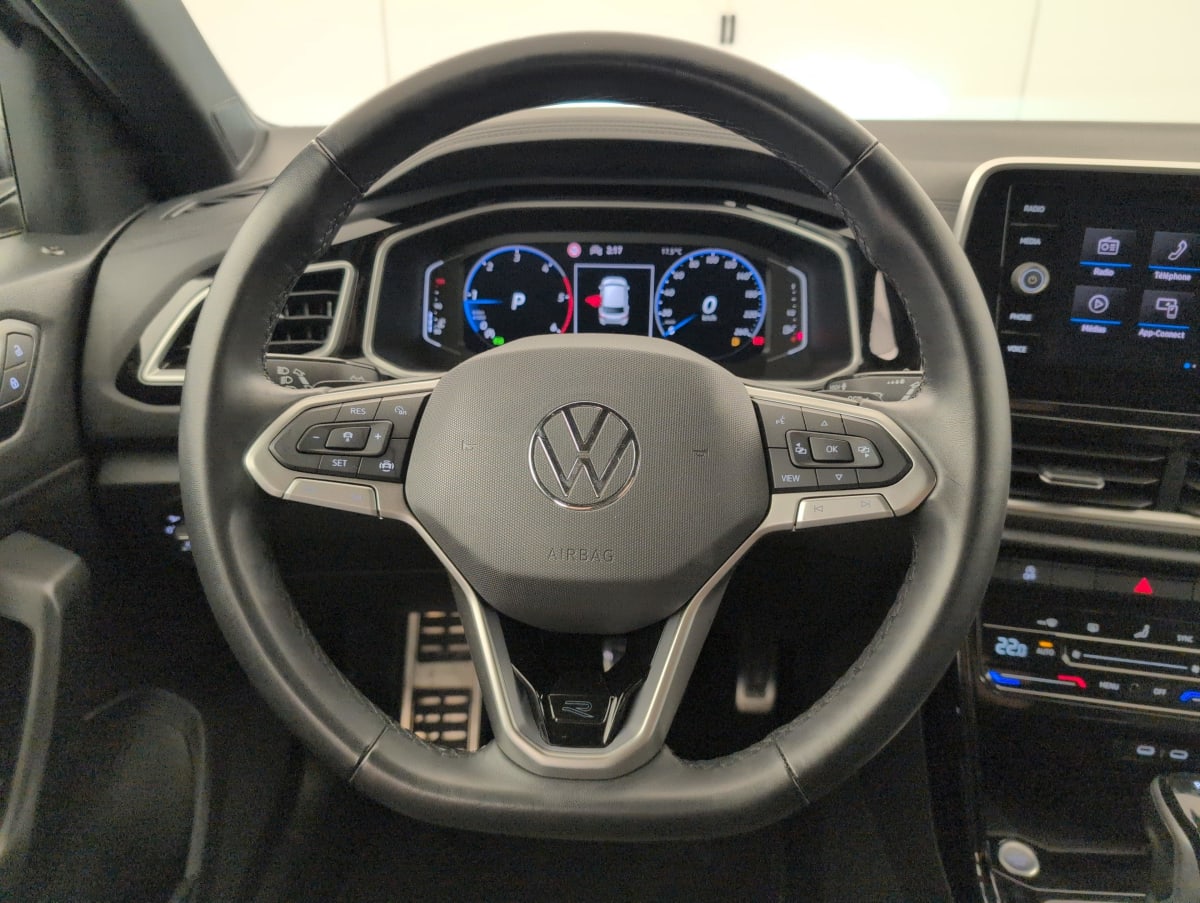Volkswagen T-Roc - Image 14