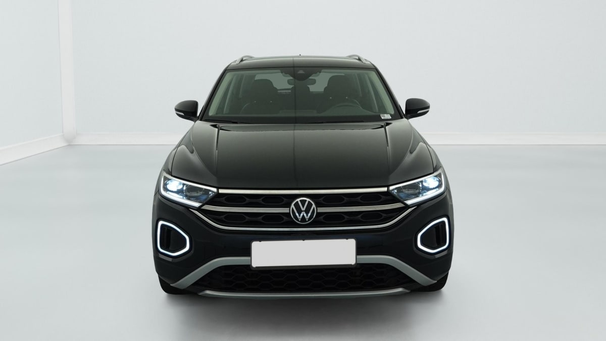Volkswagen T-Roc - Image 2