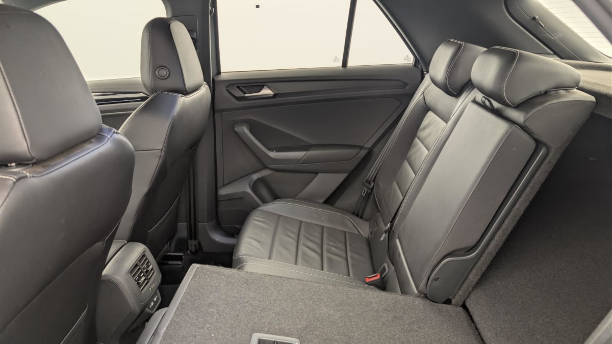 Volkswagen T-Roc - Image 12