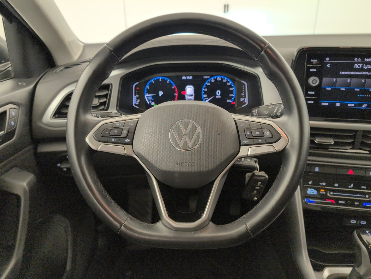 Volkswagen T-Roc - Image 14