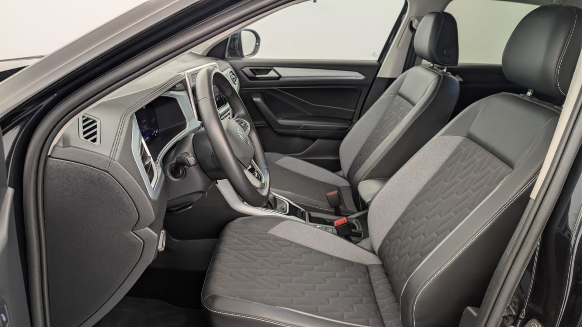 Volkswagen T-Roc - Image 16