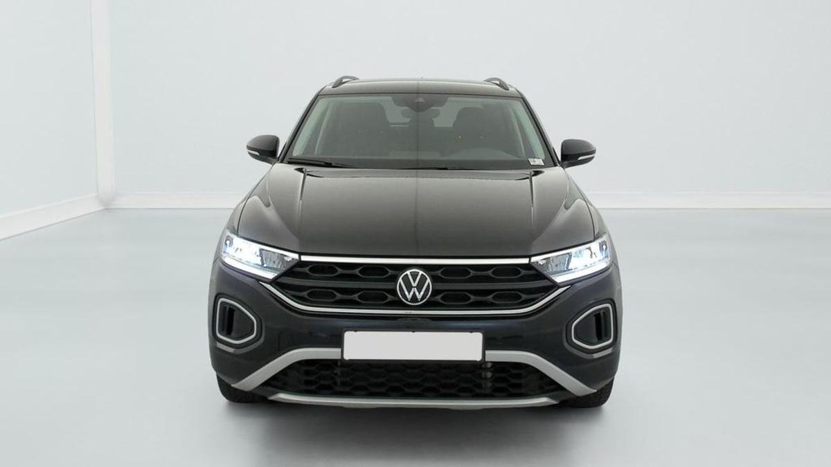 Volkswagen T-Roc - Image 2