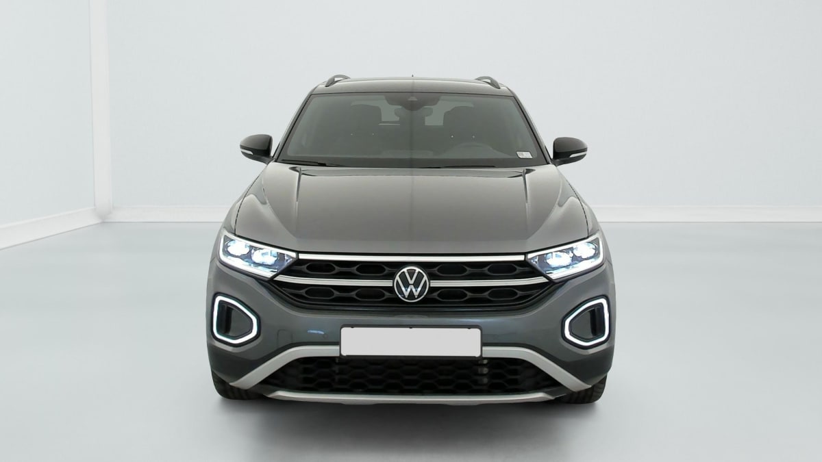 Volkswagen T-Roc - Image 2
