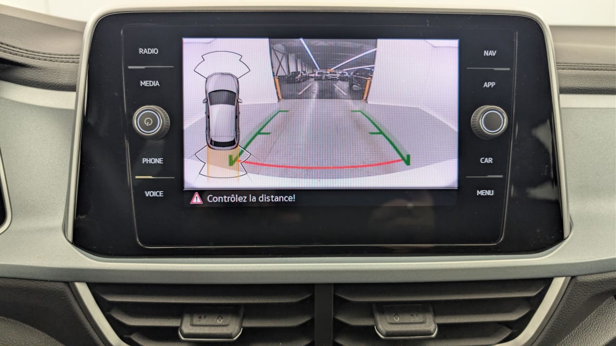 Volkswagen T-Roc - Image 18