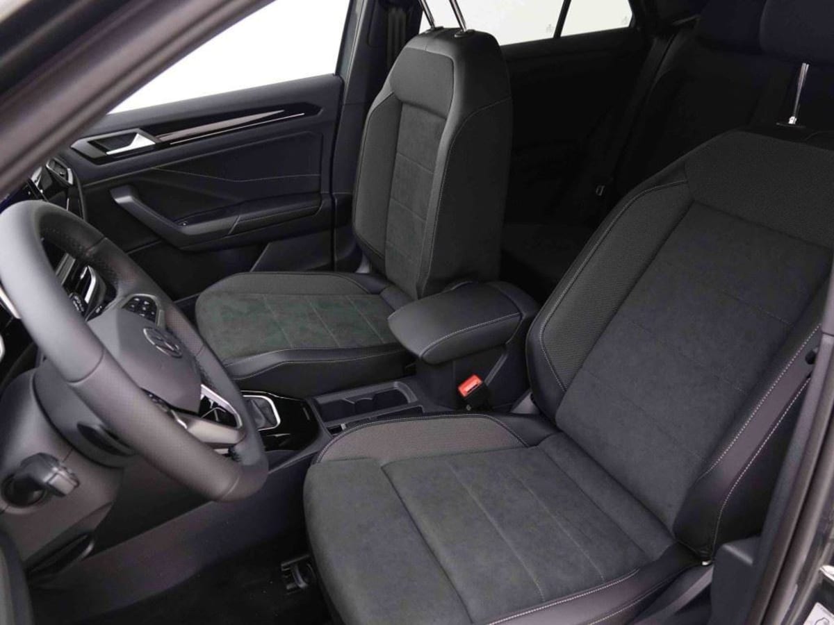 VOLKSWAGEN T-ROC 1.5 TSI 150 DSG R-LINE