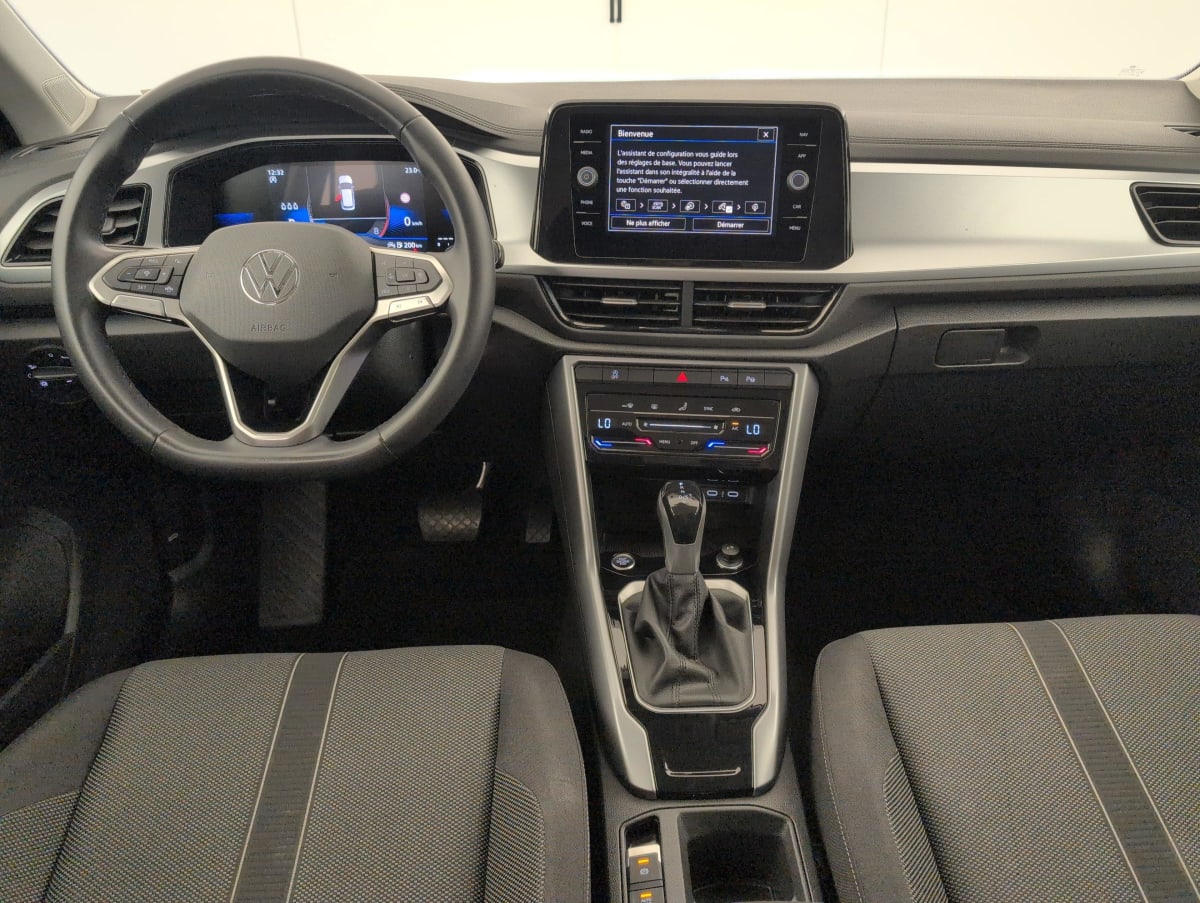 Volkswagen T-Roc - Image 13
