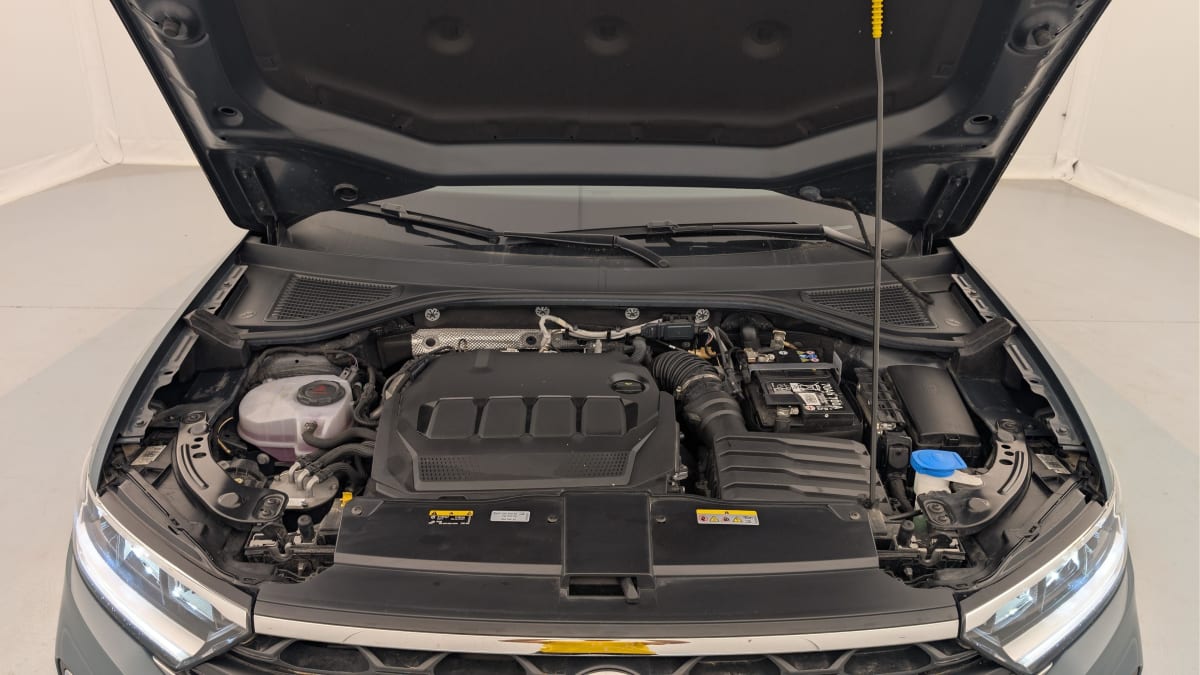 Volkswagen T-Roc - Image 21