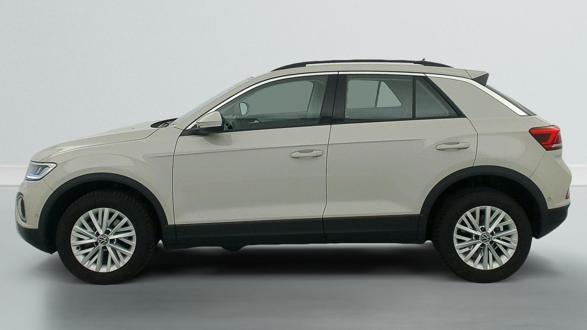 Volkswagen T-Roc - Image 4