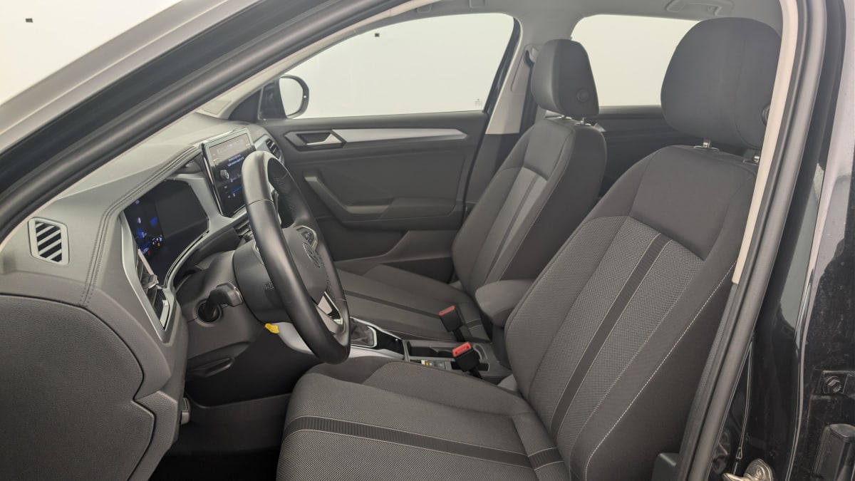 Volkswagen T-Roc - Image 16