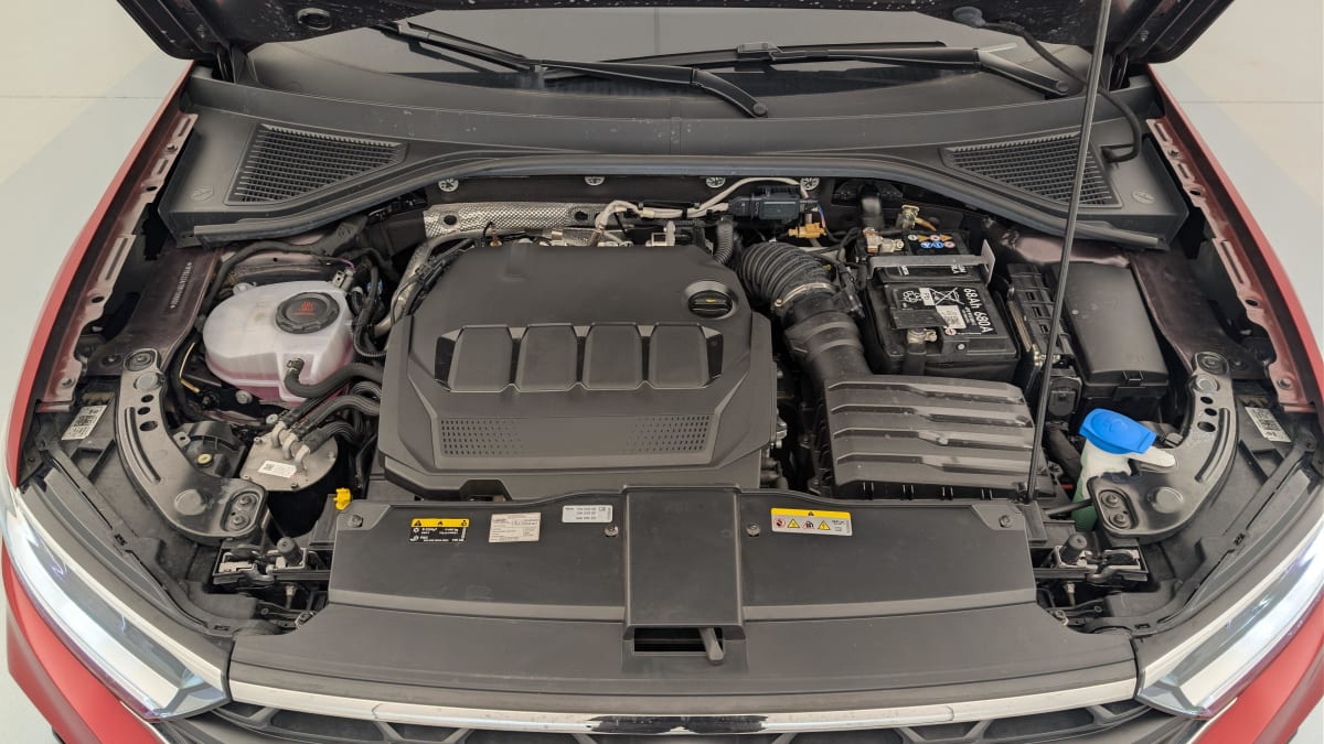 Volkswagen T-Roc - Image 21