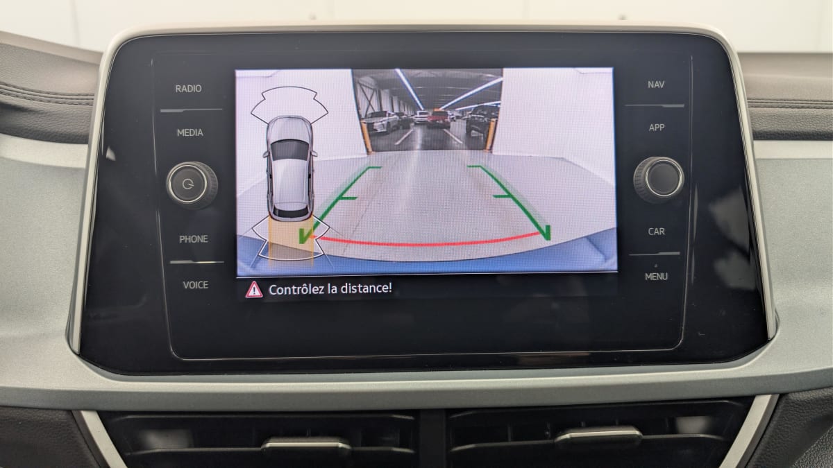 Volkswagen T-Roc - Image 17