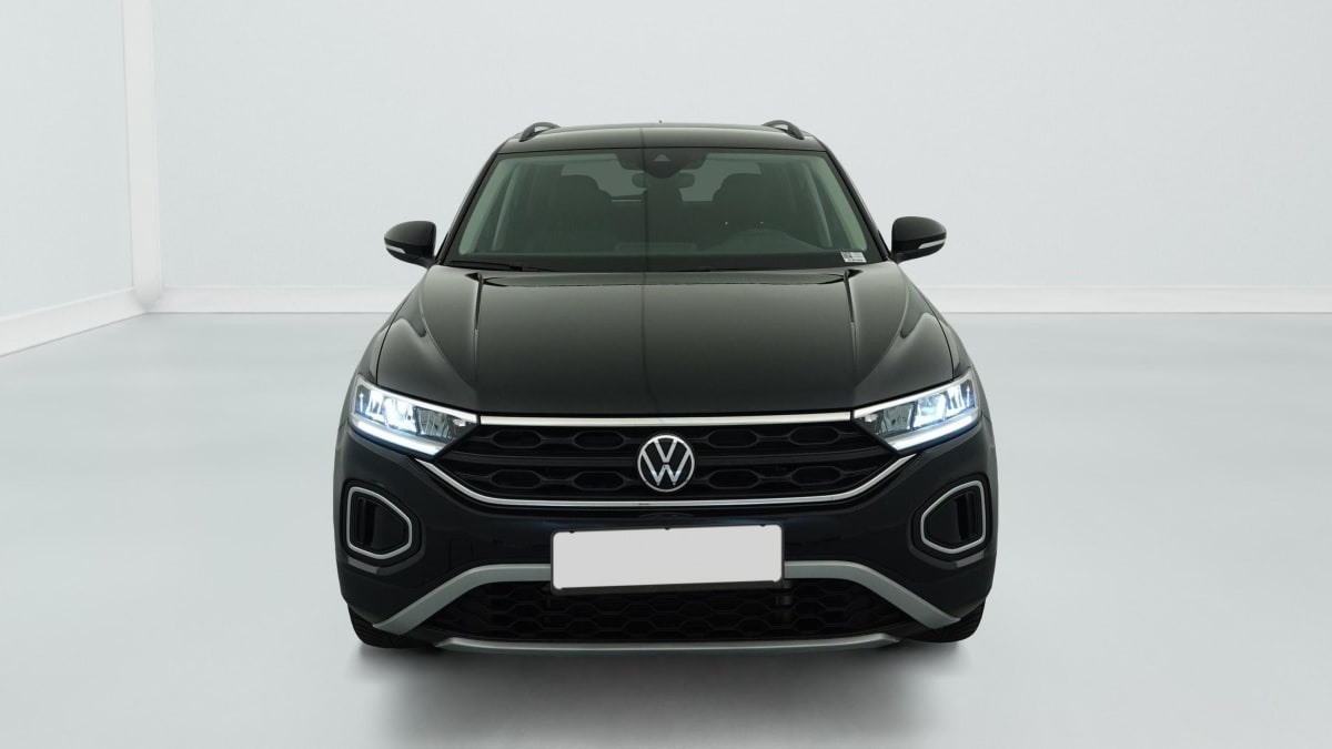 Volkswagen T-Roc - Image 2