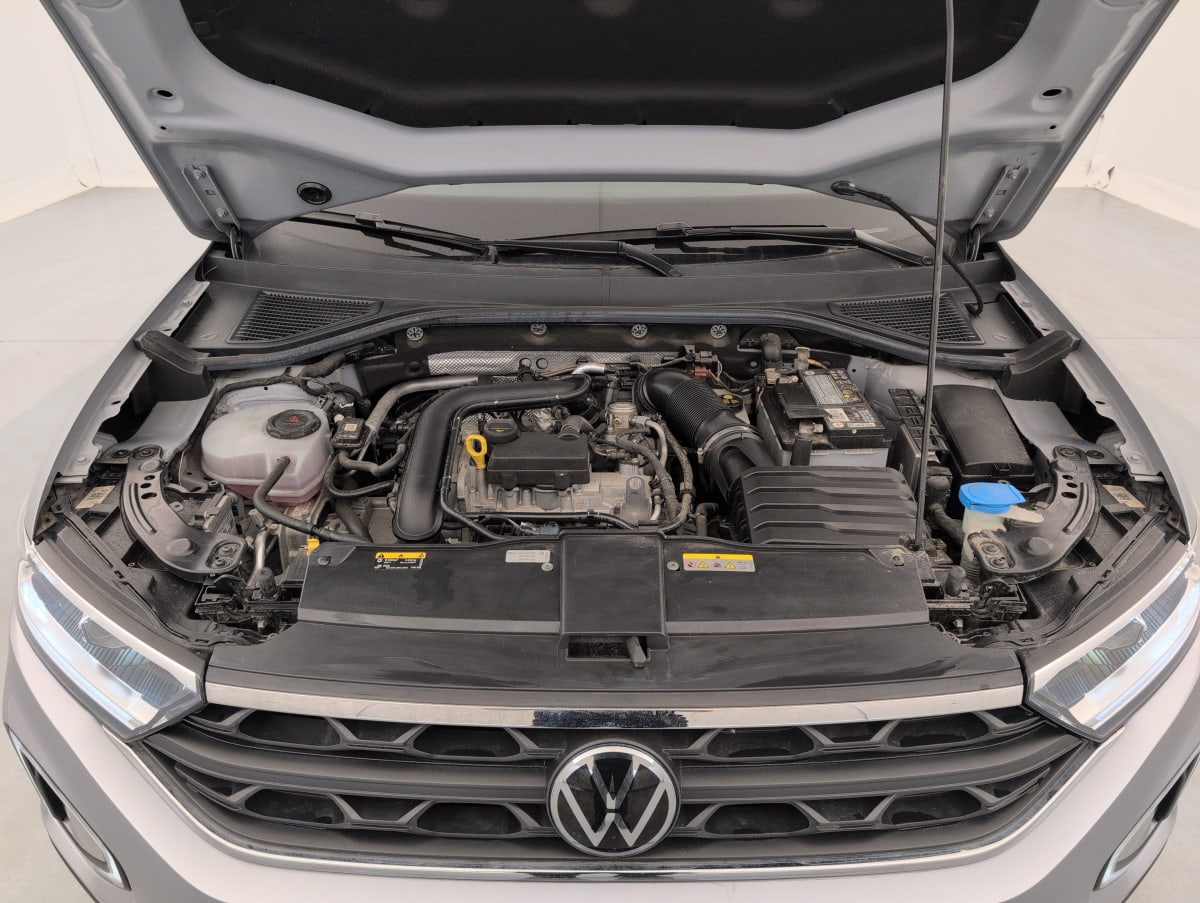 Volkswagen T-Roc - Image 20