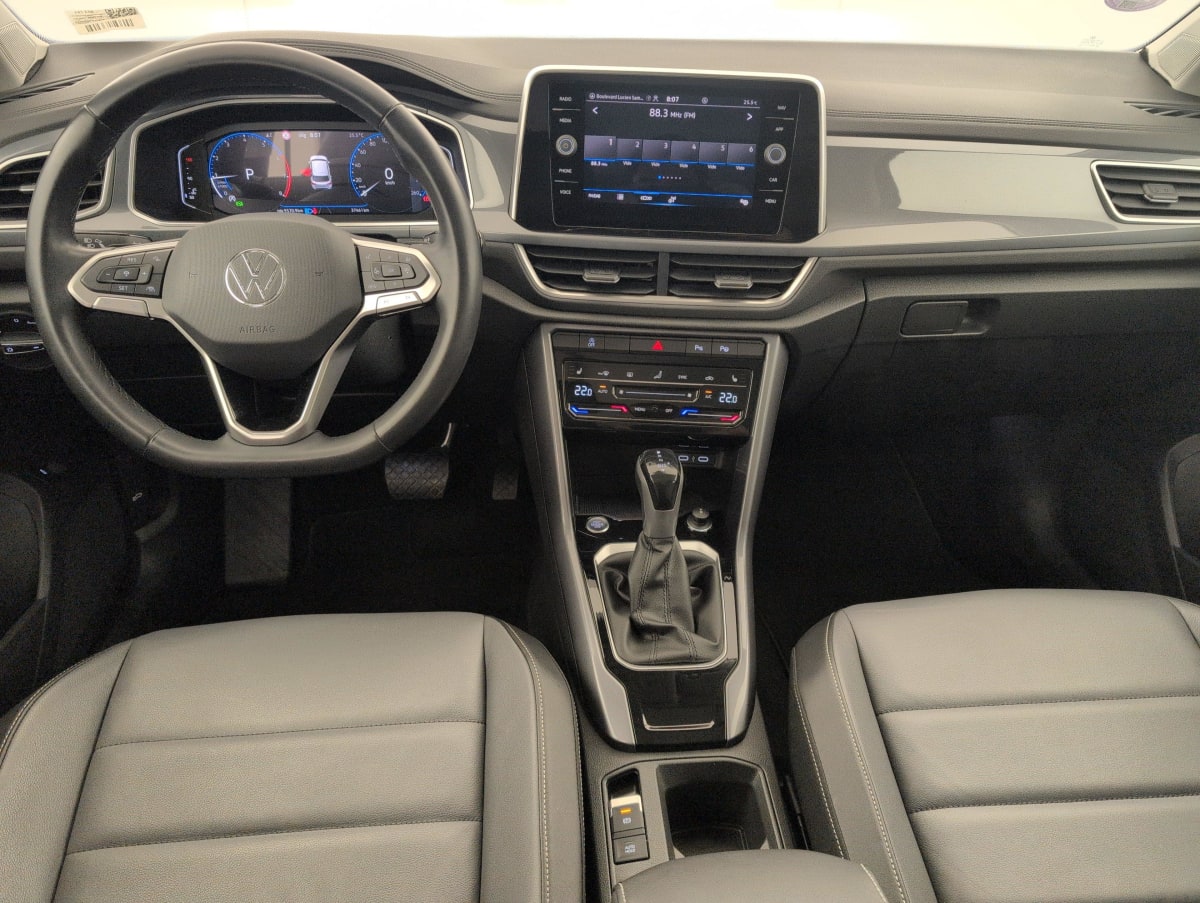 Volkswagen T-Roc - Image 16