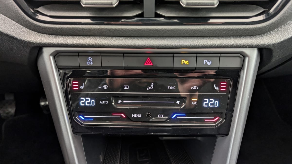 Volkswagen T-Roc - Image 20