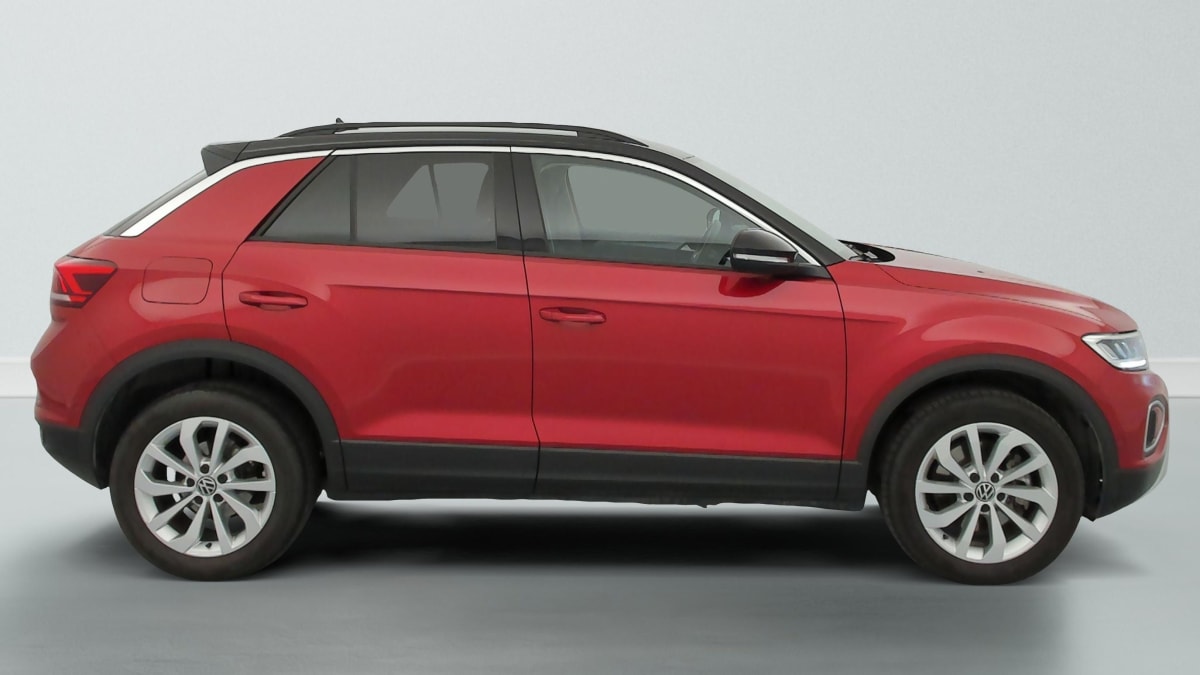 Volkswagen T-Roc - Image 8