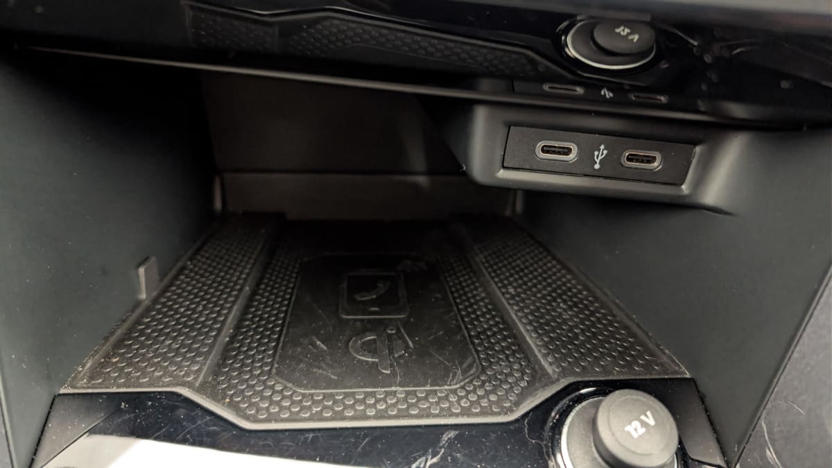 Volkswagen T-Roc - Image 20