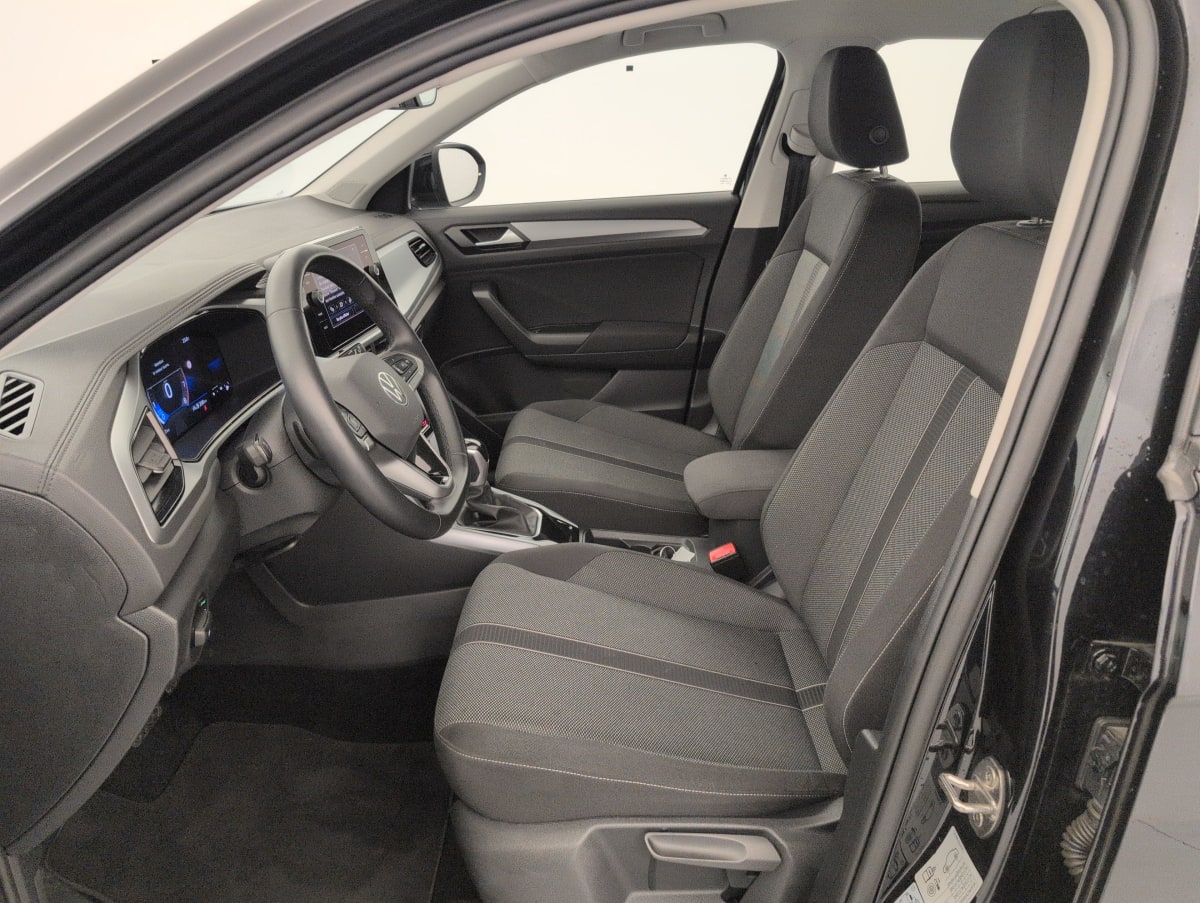 Volkswagen T-Roc - Image 16