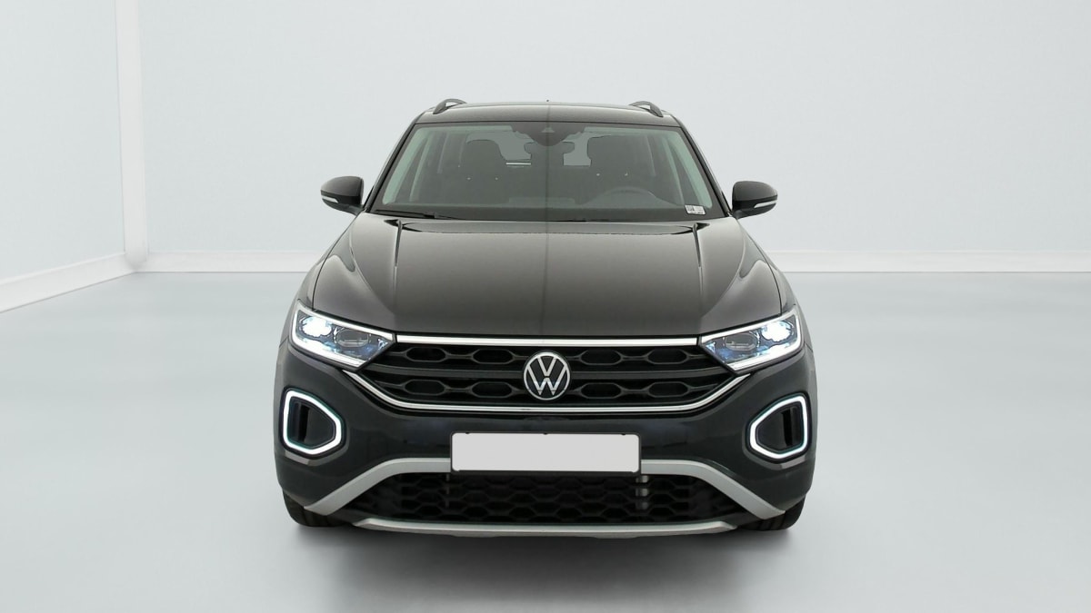 Volkswagen T-Roc - Image 2