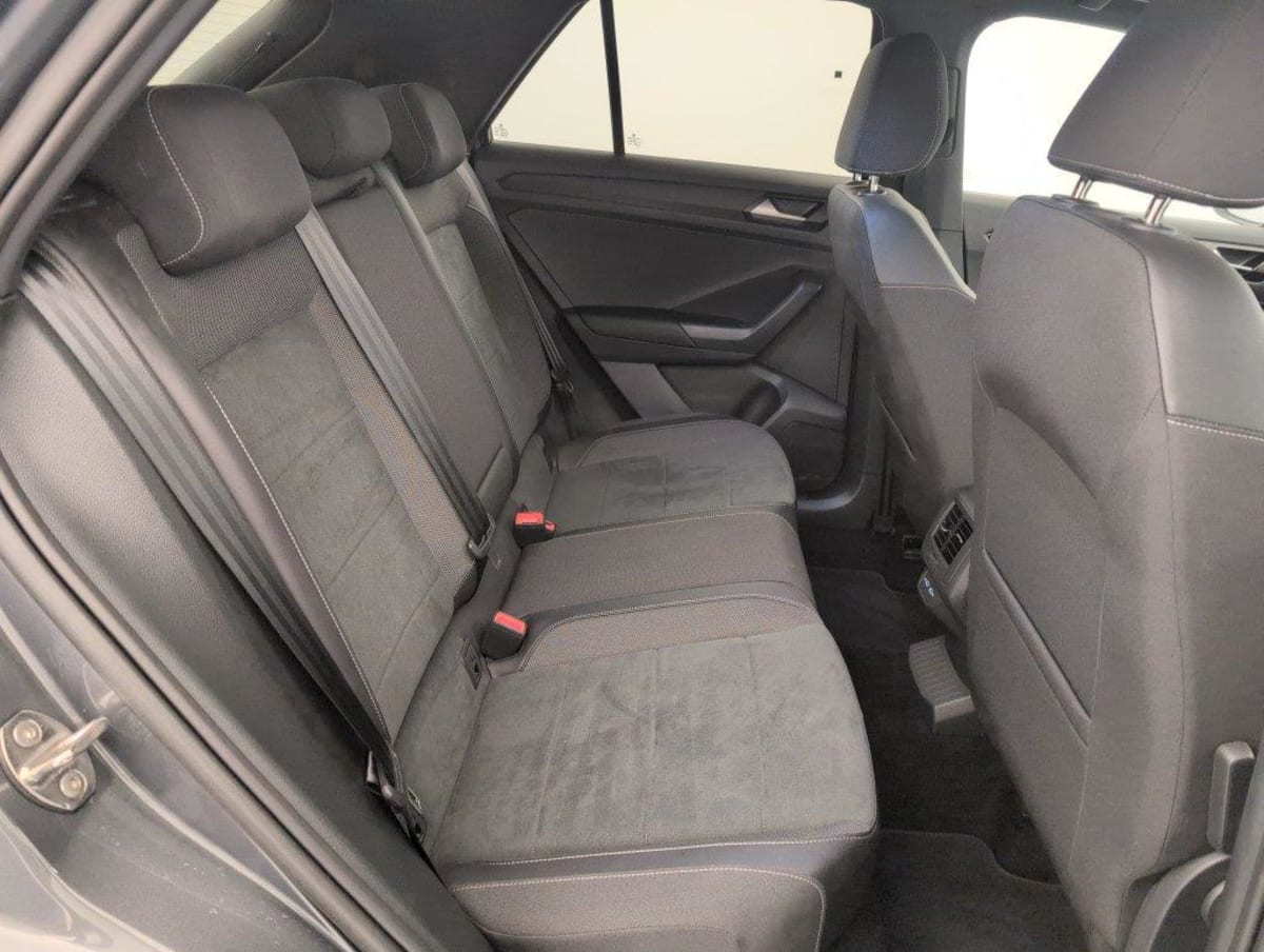 Volkswagen T-Roc - Image 10