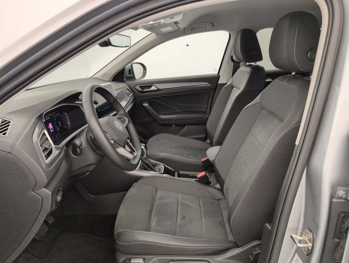 Volkswagen T-Roc - Image 16