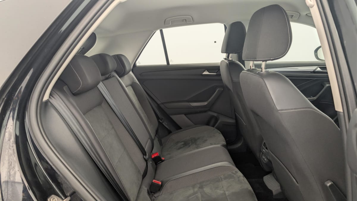 Volkswagen T-Roc - Image 10