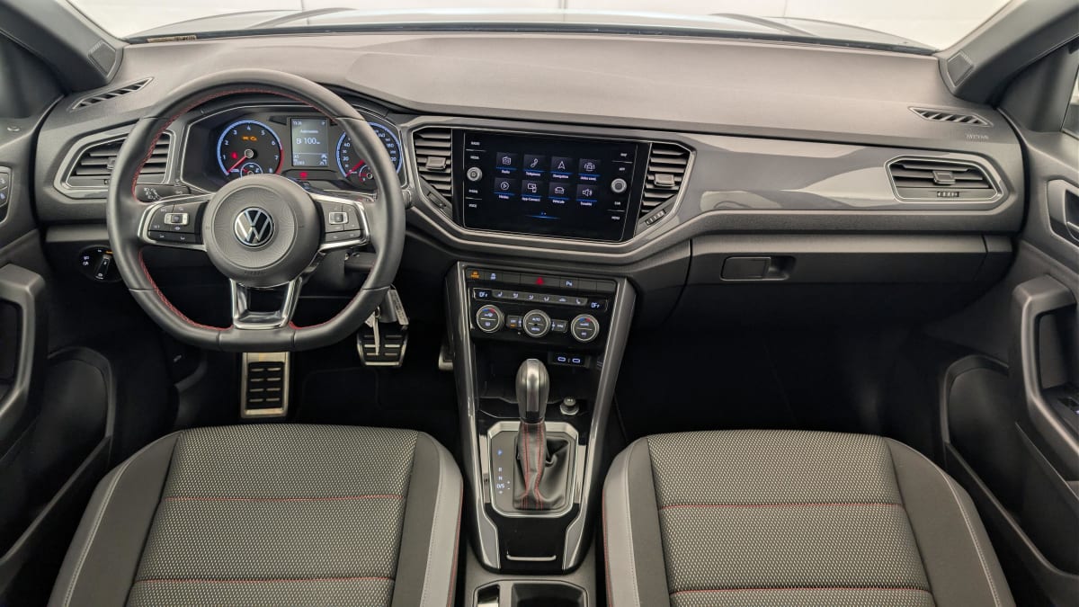 Volkswagen T-Roc - Image 13