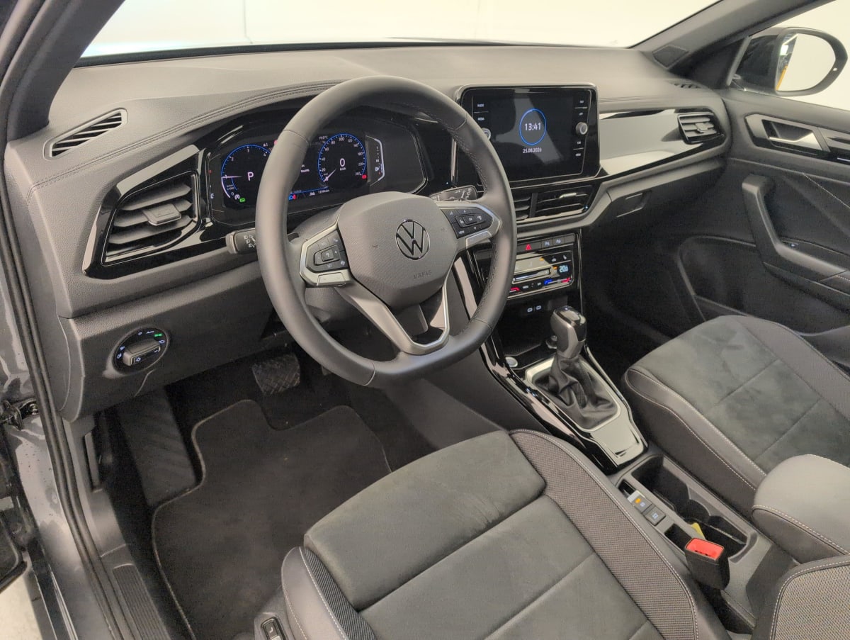 Volkswagen T-Roc - Image 15