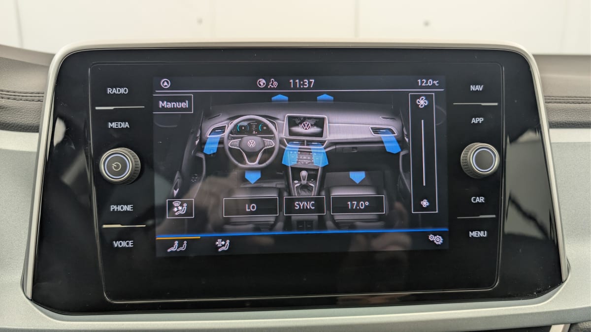 Volkswagen T-Roc - Image 20