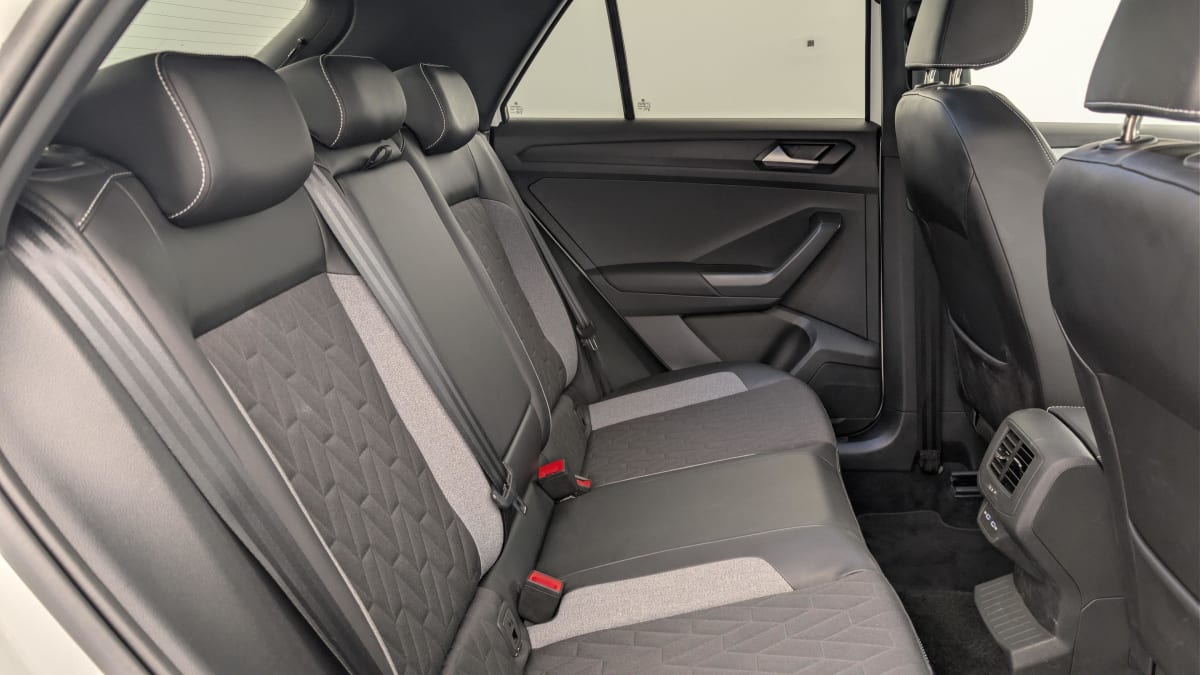 Volkswagen T-Roc - Image 10