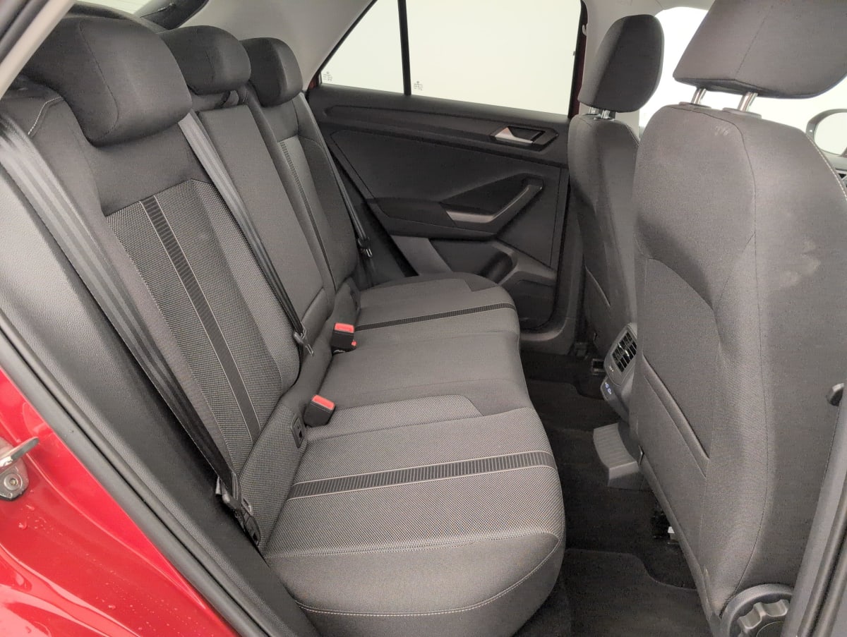 Volkswagen T-Roc - Image 10