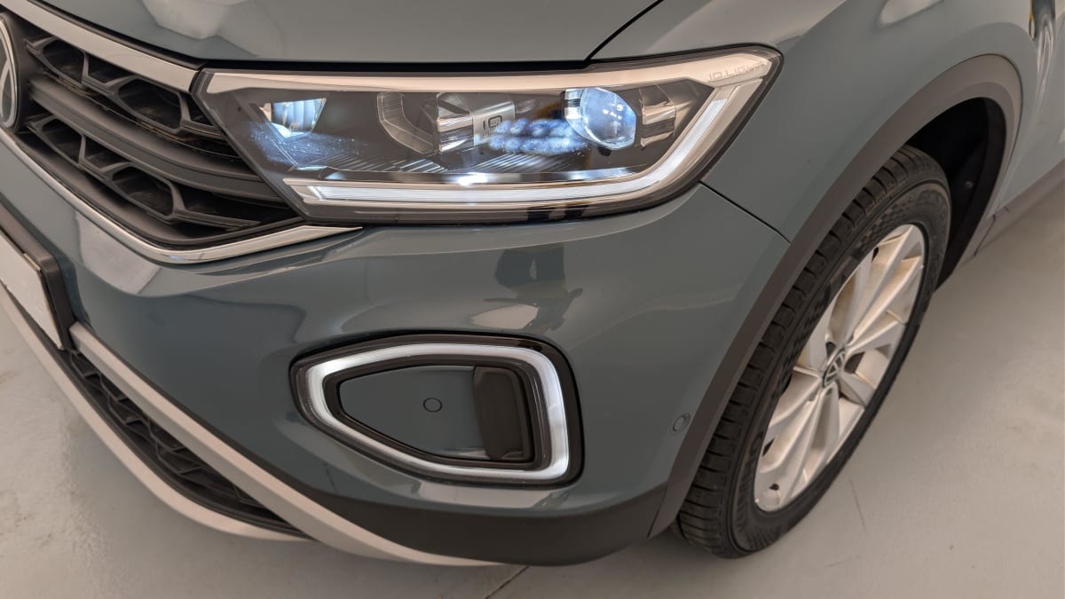 Volkswagen T-Roc - Image 21