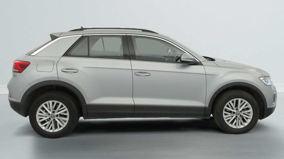 Volkswagen T-Roc - Image 8