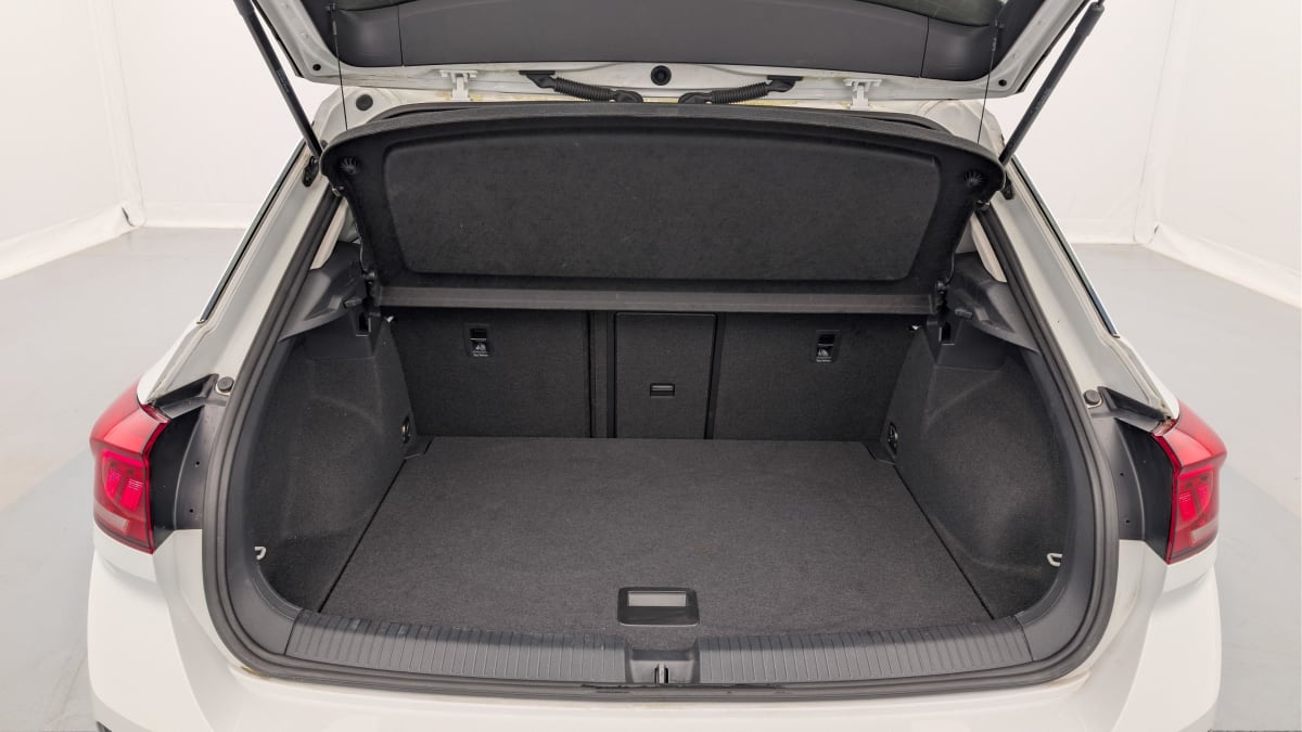 Volkswagen T-Roc - Image 11