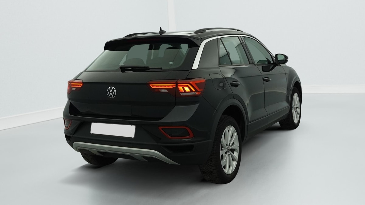 Volkswagen T-Roc - Image 7