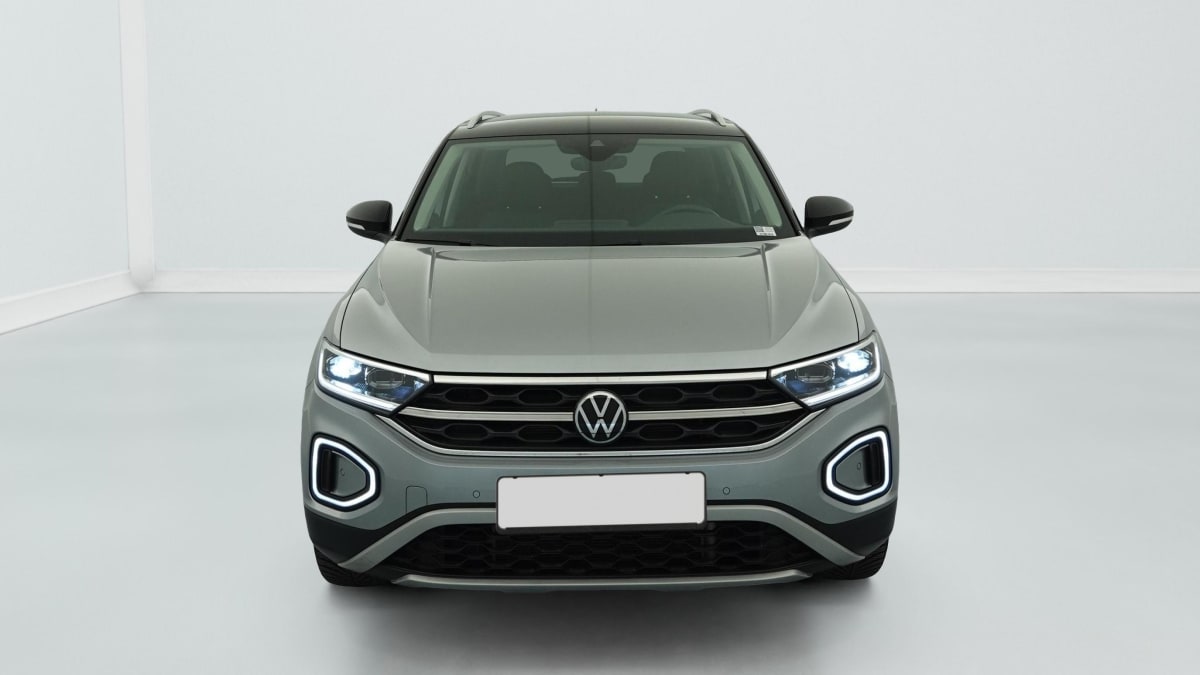 Volkswagen T-Roc - Image 2