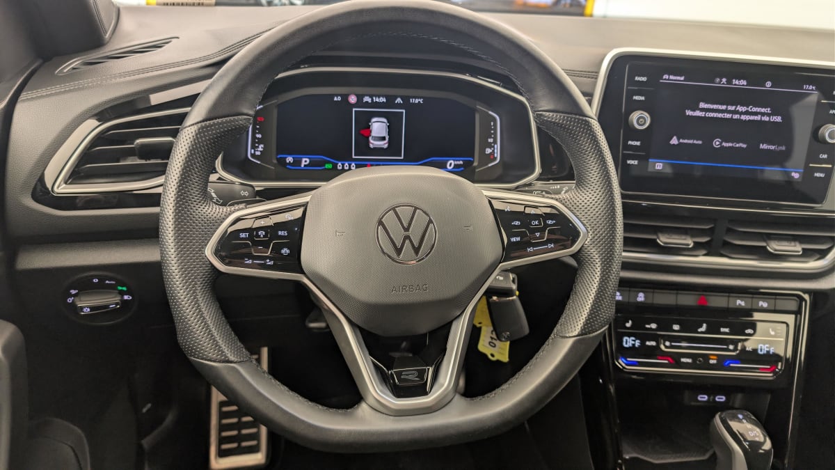 Volkswagen T-Roc - Image 14
