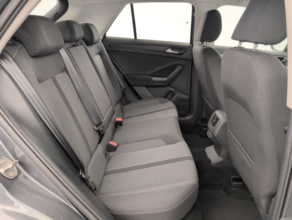 Volkswagen T-Roc - Image 10