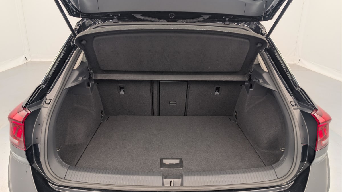 Volkswagen T-Roc - Image 11